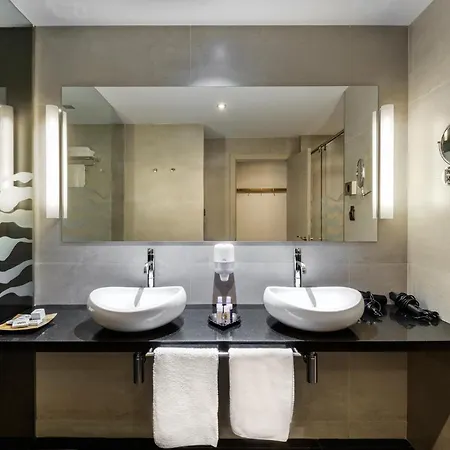 阿瓜德洛斯马娄斯spa酒店 酒店 Murillo de Gállego